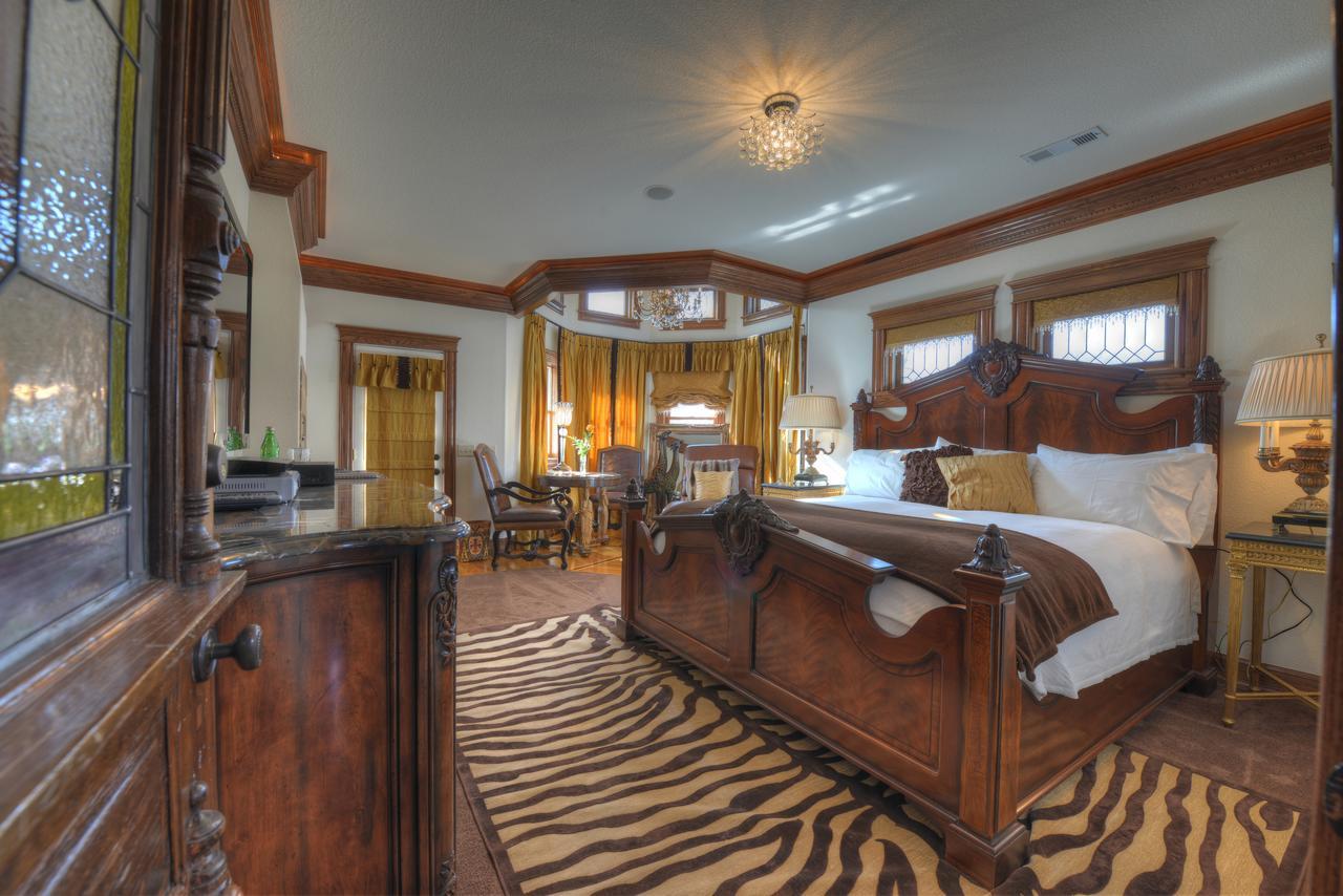 The Victoria Bed & Breakfast 벤톤빌 외부 사진