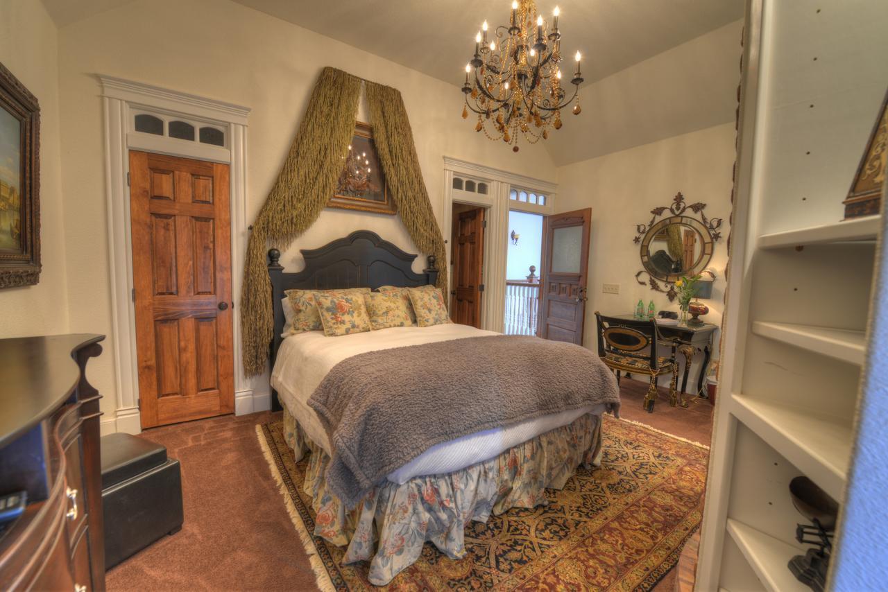The Victoria Bed & Breakfast 벤톤빌 외부 사진