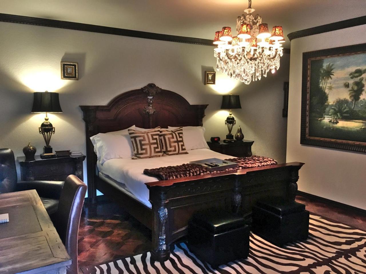 The Victoria Bed & Breakfast 벤톤빌 외부 사진